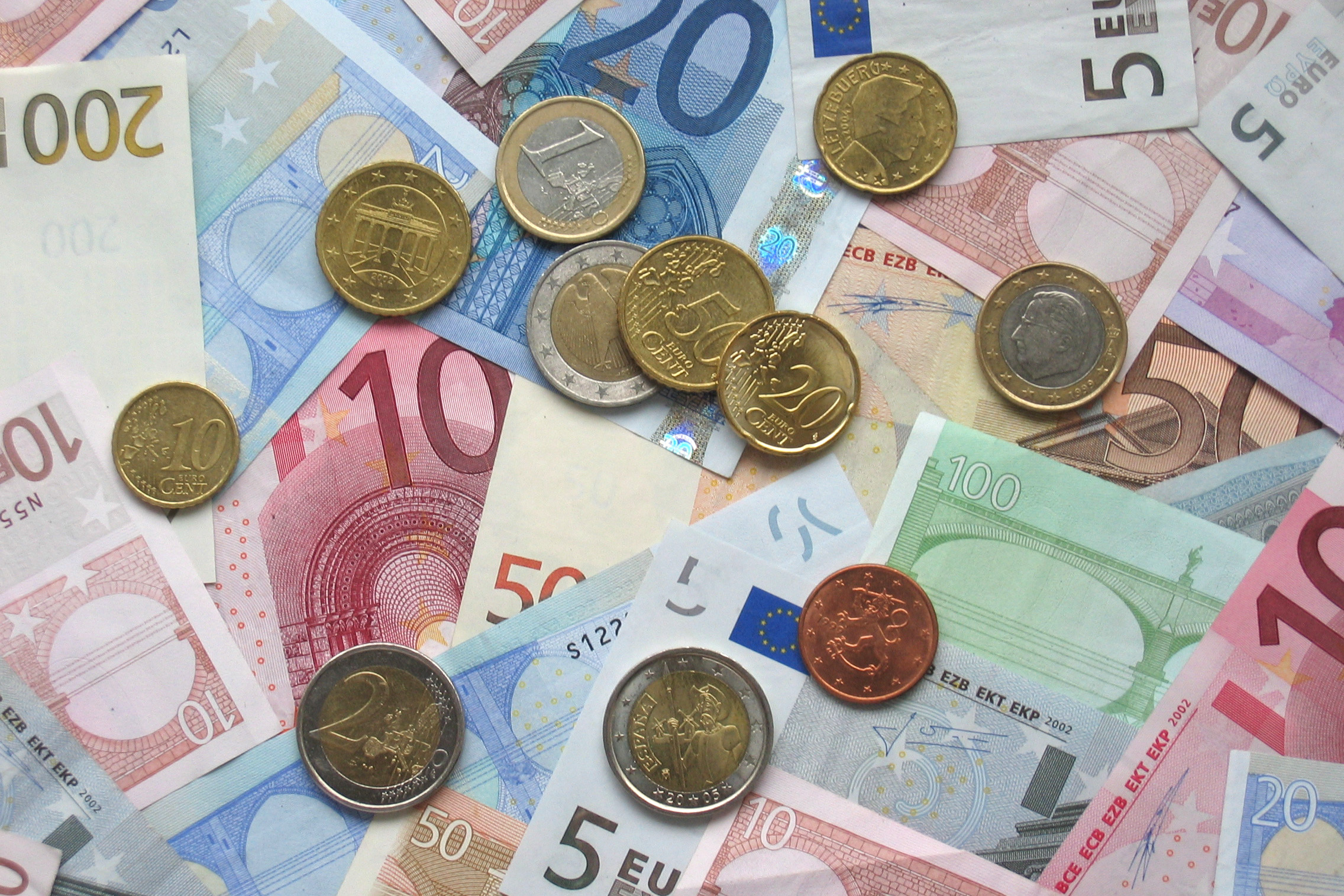 Subvencionet për pajisje efiçiente: Mbi 11 mijë pëfitues do t’i marrin mjetet deri në korrik